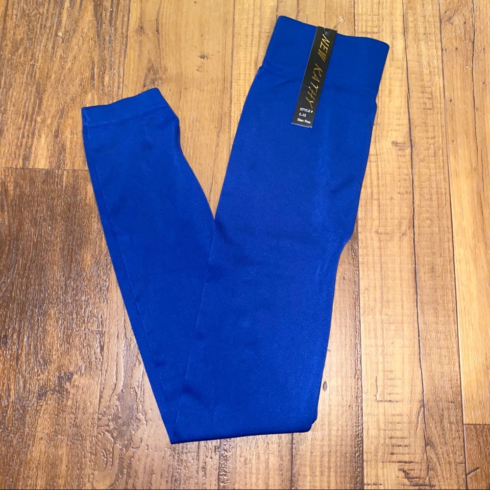 🐰New Kathy Solid Blue Leggings, One Size!